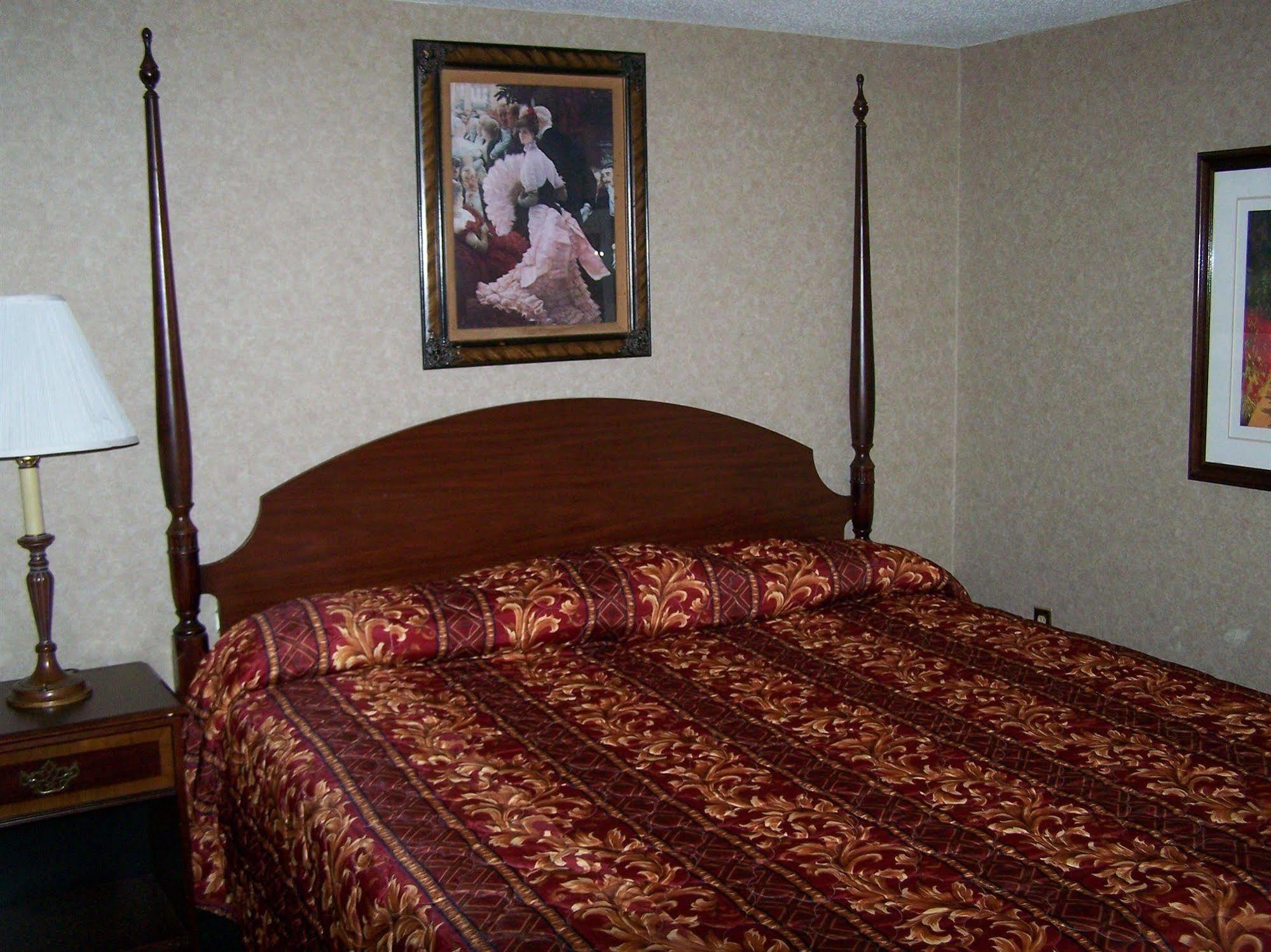 Seasons Inn And Suites Fort Smith Eksteriør billede